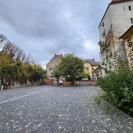 Piata Sfatului Ultracentral *