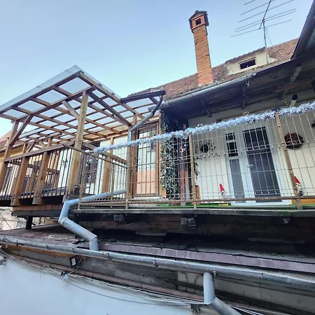 Piata Sfatului Ultracentral *